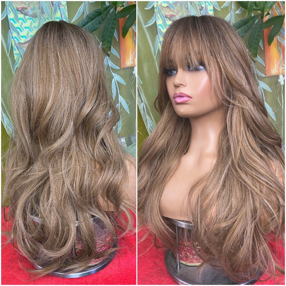 Light brown brunette wig with highlights and bangs/roots